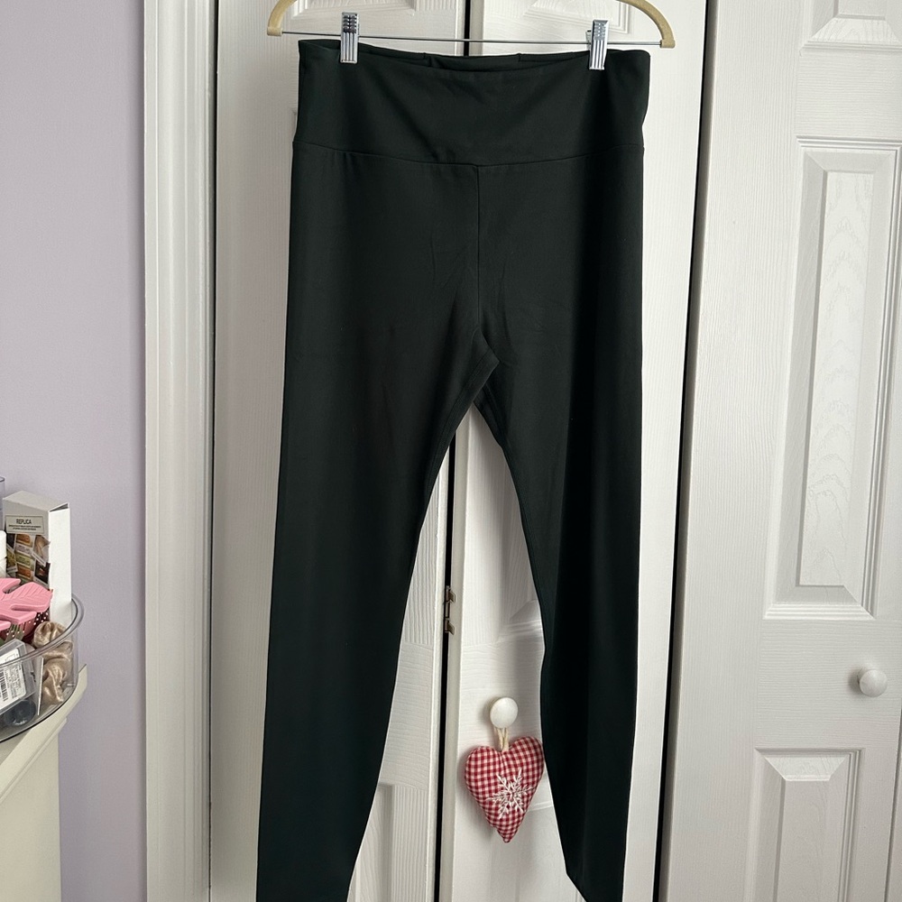 Lou & Grey Dark Emerald Green Leggings | size: L